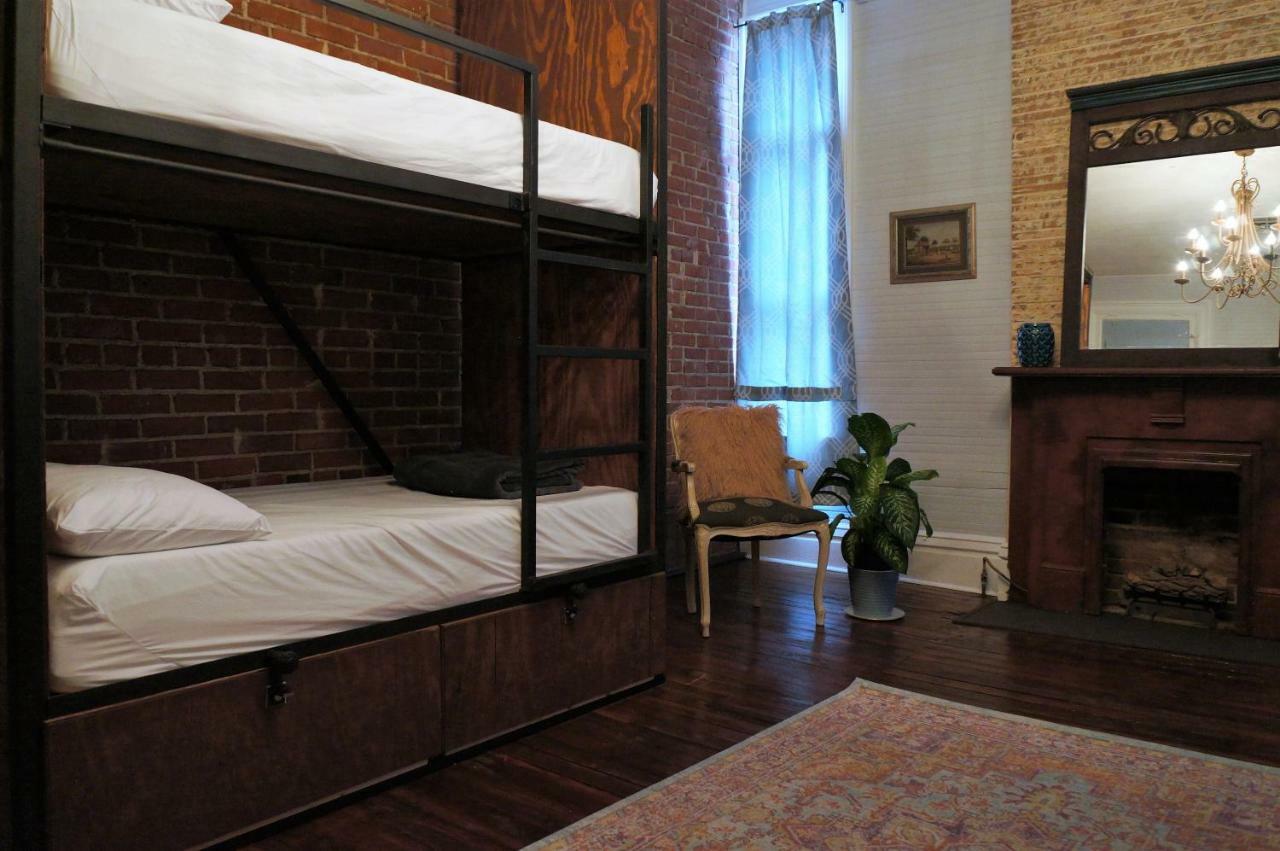 Hostel Auberge クラークスデール エクステリア 写真
